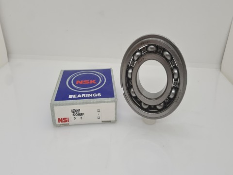 Фото1 Deep groove ball bearing NSK 6206 NR