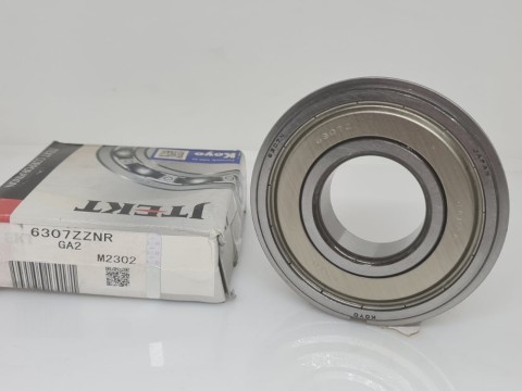 Фото1 Deep groove ball bearing KOYO 6307 ZZ NR