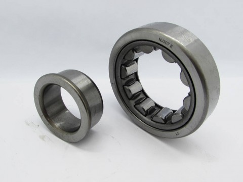Фото1 Cylindrical roller bearing NJ307
