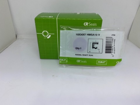 Фото1 Сальник армированный с пружинкой 10x30x7 HMSA10 V SKF
