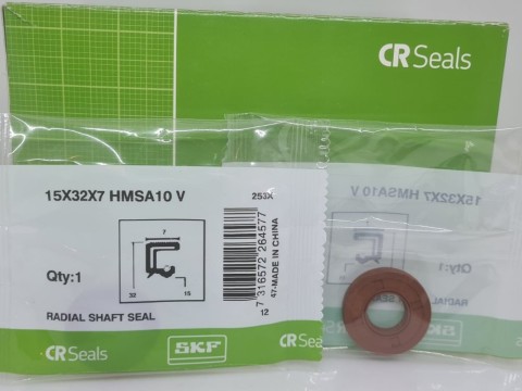 Фото1 Сальник армований з пружинкою 15х32х7 HMSA10 V SKF