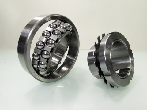 Фото1 Self-aligning ball bearing 11209(1210K+H210) CX