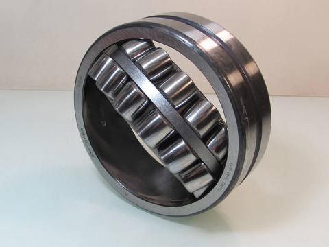 Фото1 Spherical roller bearing SKF 22313 E